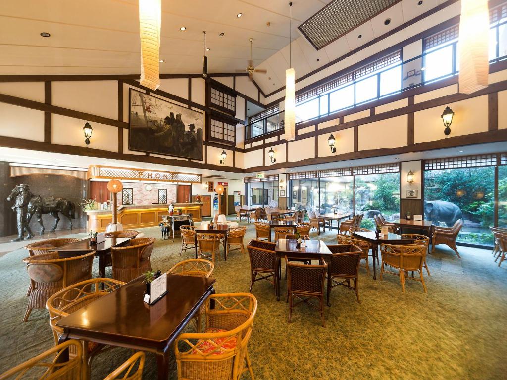 Awara Onsen hot spring Koubou Gurabaatei ryokan Fukui Awara 2