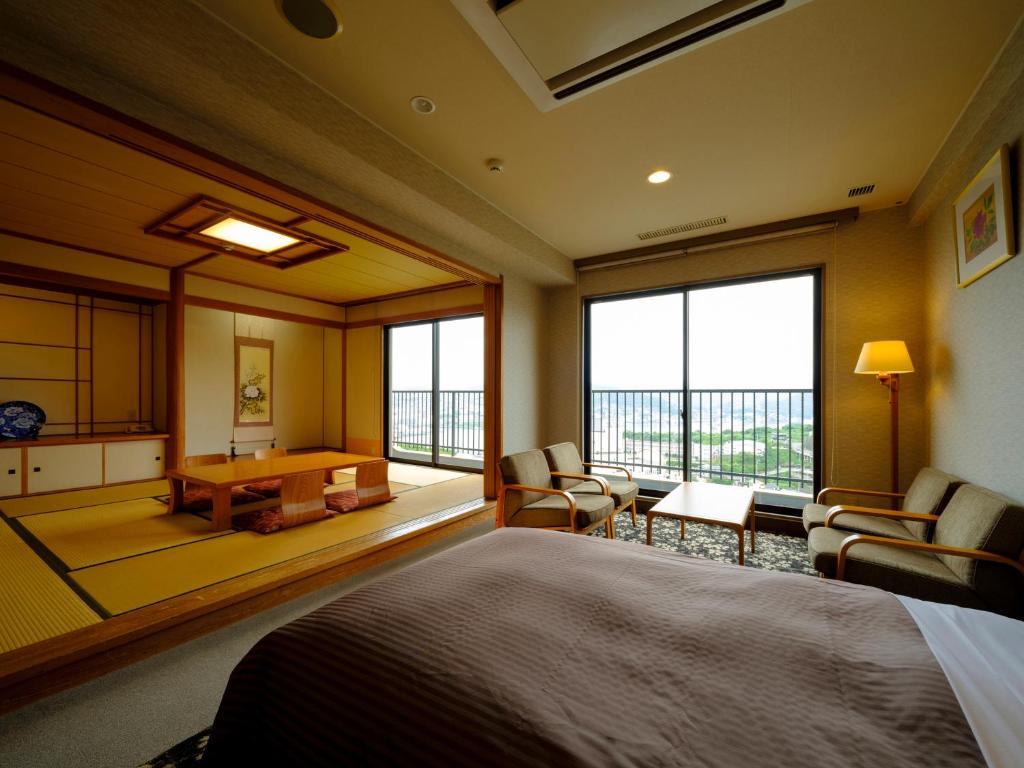 Inasayama Kanko Hotel ryokan Nagasaki Nagasaki 1