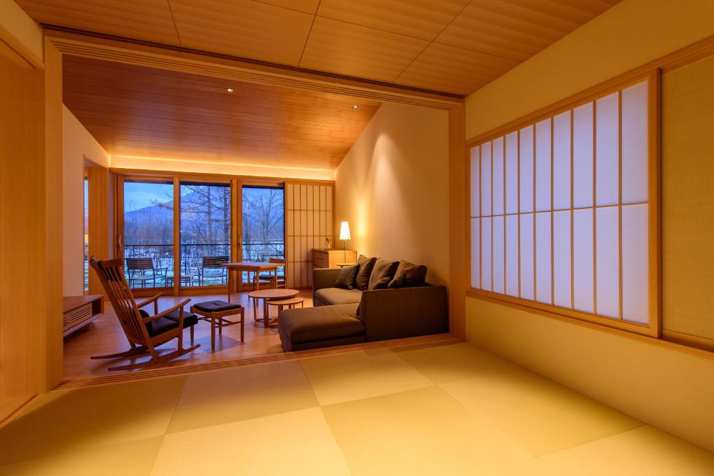 NISEKO Inn of Youtei Raku Suisan ryokan Hokkaido Kutchan 4