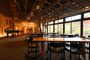 Yuze Hotel