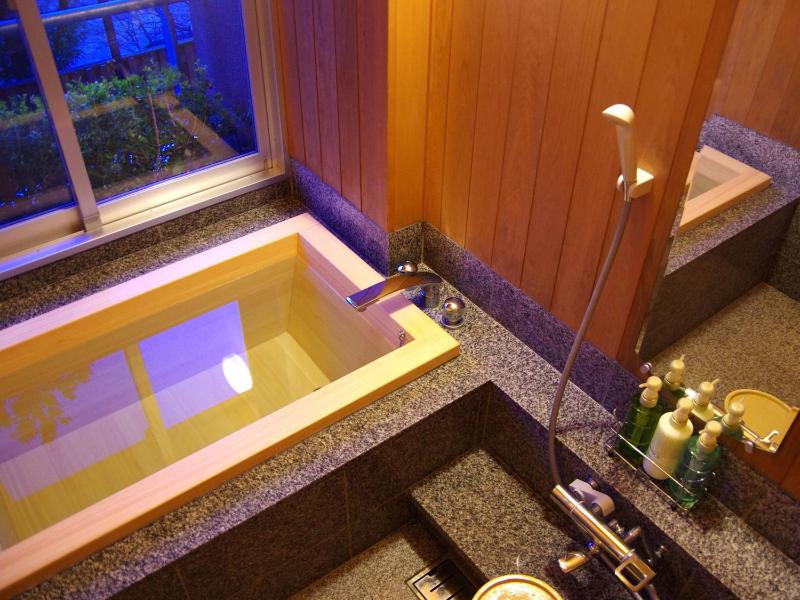 Gero Onsen Yukyunohana