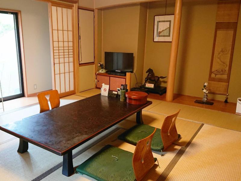 Kagetsu Ryokan
