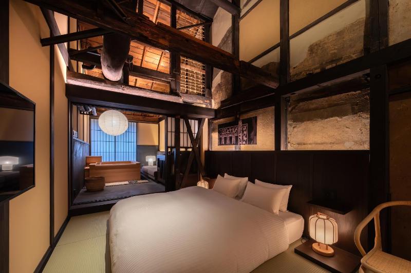 Nazuna Kyoto Higashi Honganji