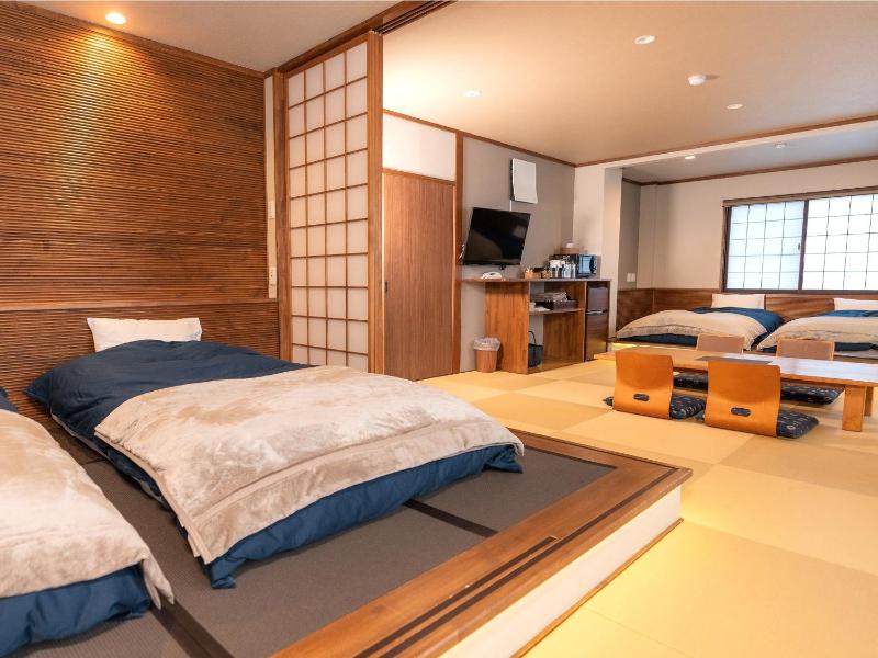 Nozawa Onsen Azegamikan