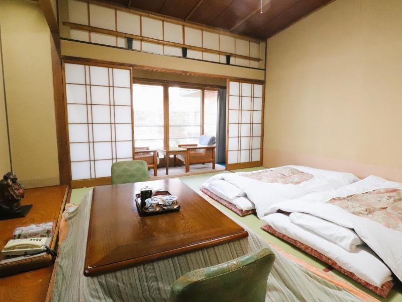 Sakaenoyu Ryokan