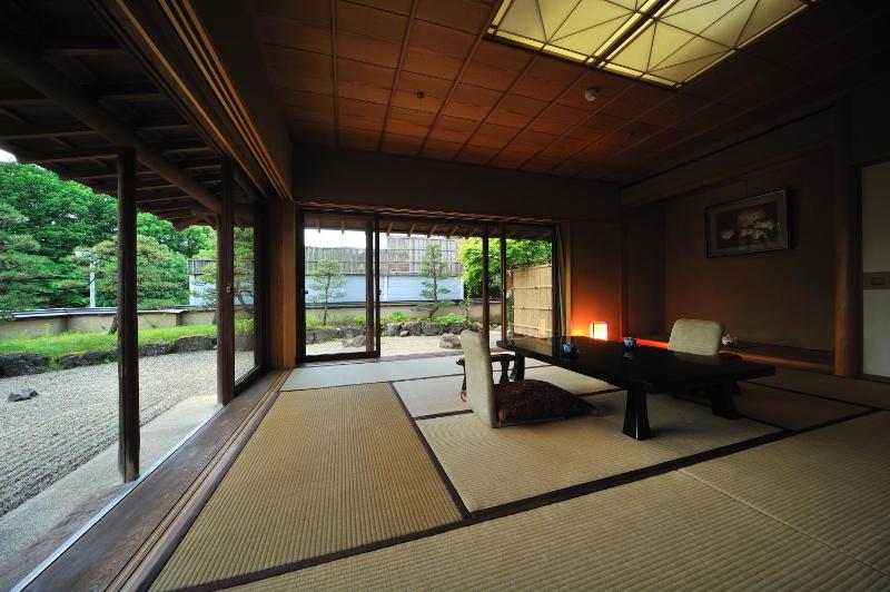 Senkeien Tsukioka Hotel