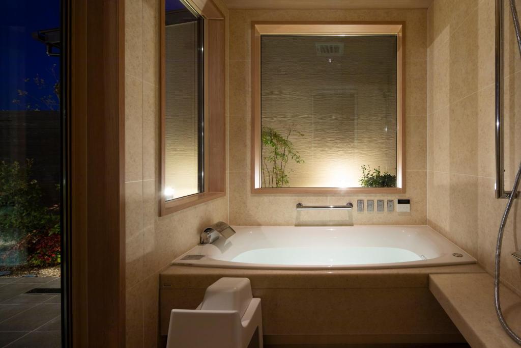 宮島離れの宿 IBUKU 別邸 Miyajima Hanarenoyado IBUKU Bettei ryokan Miyajima Ono 2