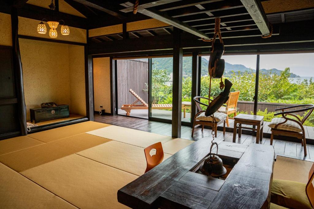 森の入り江の離れ宿 無雙庵枇杷 ryokan Shizuoka Toi