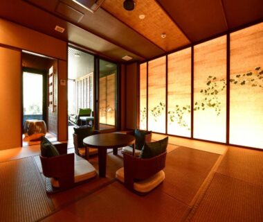 Balinese onsen ryokan Hakone Airu
