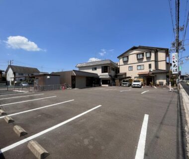 Outdoor parking lot at Business Ryokan Iroha in Gifu Chūbu