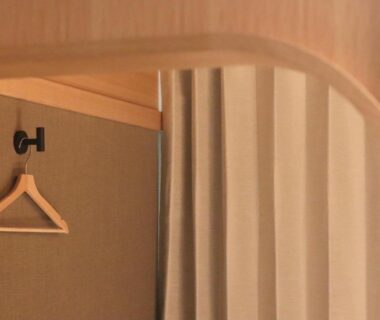 Curtain and wooden hanger in Exclamation Hotel ryokan, Hokkaidō