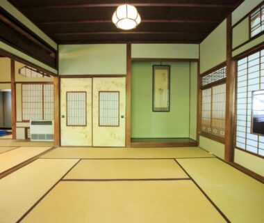 Tatami room with shoji screens and sliding doors at Fukuzumiro, Kanagawa, Japan