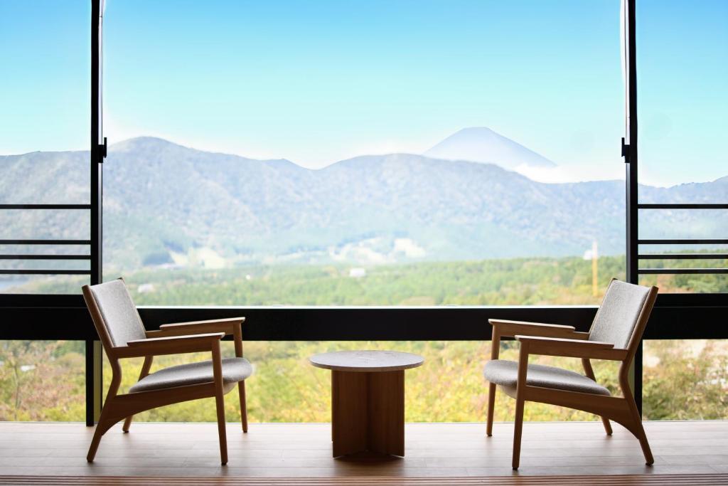 Hakone-Ashinoko-Bikeikan-箱根芦ノ湖-美景館 Hakone Ashinoko Bikeikan 箱根芦ノ湖 美景館