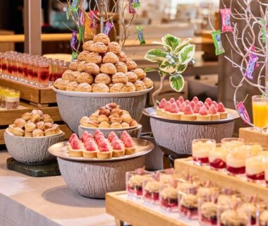 Assorted pastries and desserts on buffet platters at Hakone Ashinoko Hanaori in Kanagawa