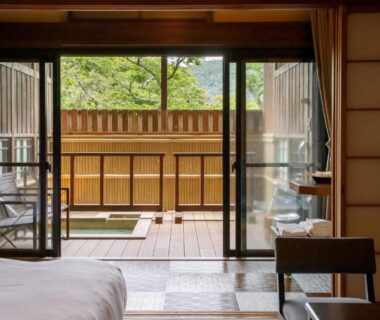Tatami room with wooden balcony bath and sliding screens at Hakone Kowakien Mikawaya Ryokan, Kanagawa Japan