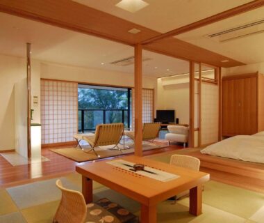 Spacious tatami room with low table and futon, Hakone Tokinoshizuku, Kanagawa