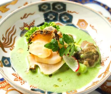 Scallop and shellfish in green sauce at Hana No Shizuku, Saga, Kyushu