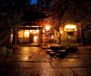 Hatago Kayausagi