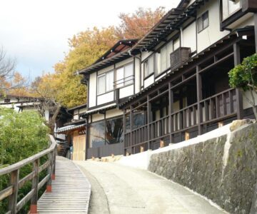 Hidatakayama Futarishizuka Hakuun