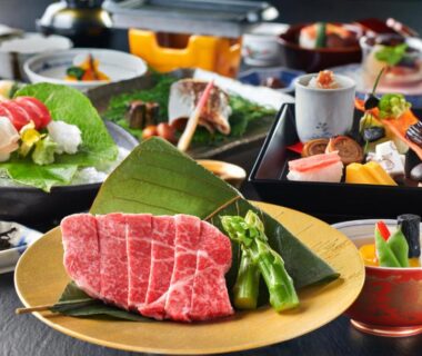 Assorted Japanese dishes with marbled beef, sashimi, and small courses served at Honjin Hiranoya Kachoan, Gifu