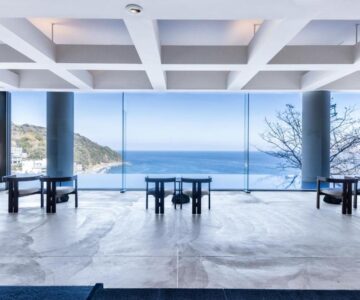 IZU RETREAT by Onko Chishin
