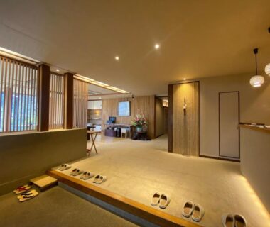 Genkan with slippers and wooden screens at Kaiseki Ryokan Ashikari in Kanagawa