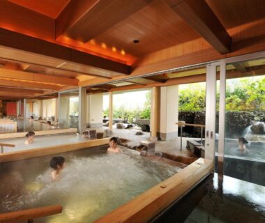 Indoor onsen bath with wooden tubs at Kinugawa Hotel Mikazuki, Tochigi