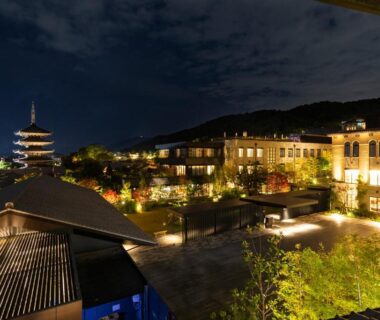 Night view of illuminated pagoda and lit courtyard at Kyoto Higashiyamaso, Kyoto