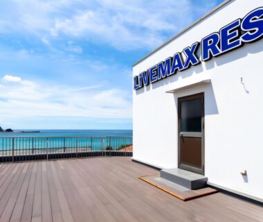 Rooftop deck with wooden flooring and sea horizon at LiVEMAX RESORT Kyotango, Kyoto