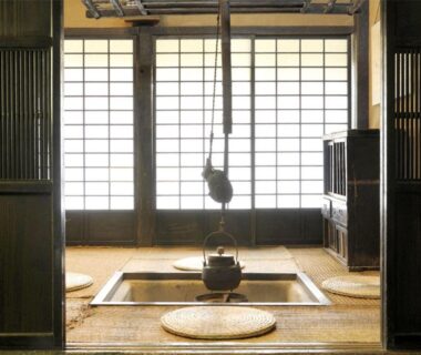 Sunken irori with kettle in tatami room at Nagataki, Gifu, Chūbu region