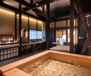 Nazuna Kyoto Higashi Honganji