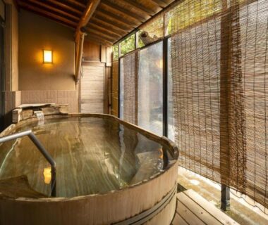 Wooden soaking tub with bamboo blinds at Nishiizu Koyoi, Shizuoka