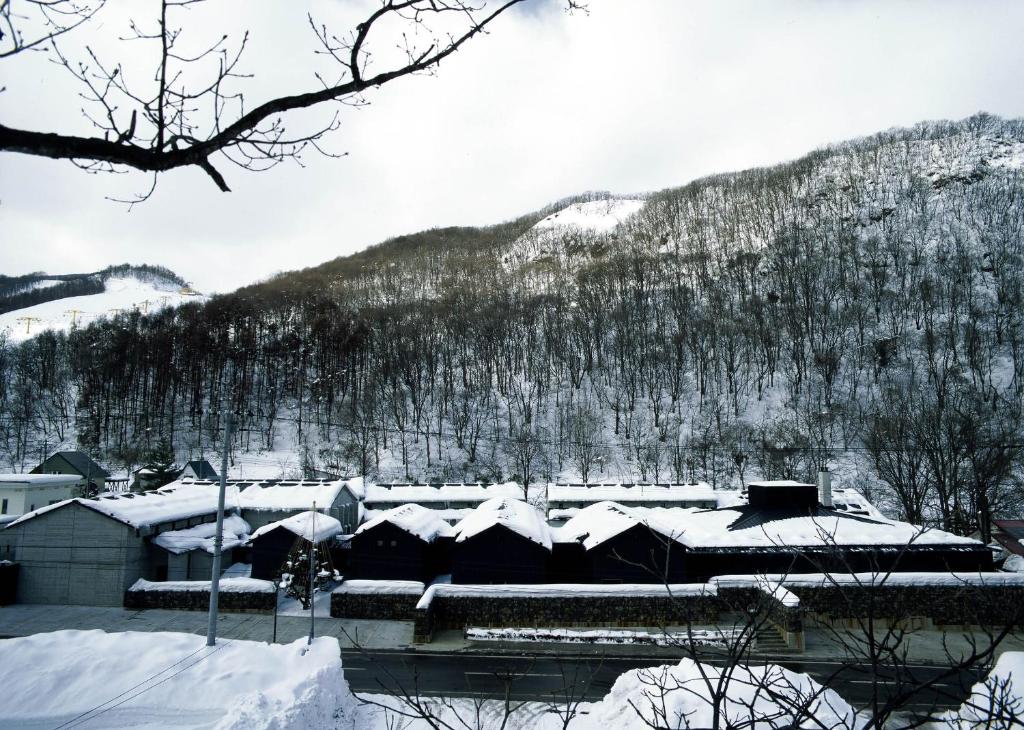 OTARU-RETREAT-by-Onko-Chishin OTARU RETREAT by Onko Chishin