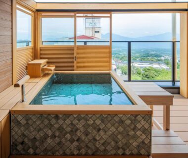 Wooden onsen bath with glass view at Omori, Gunma, Kantō