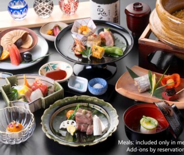 Assorted small Japanese dishes and rice pot at Oni no Sumika, Shizuoka, Chūbu Japan