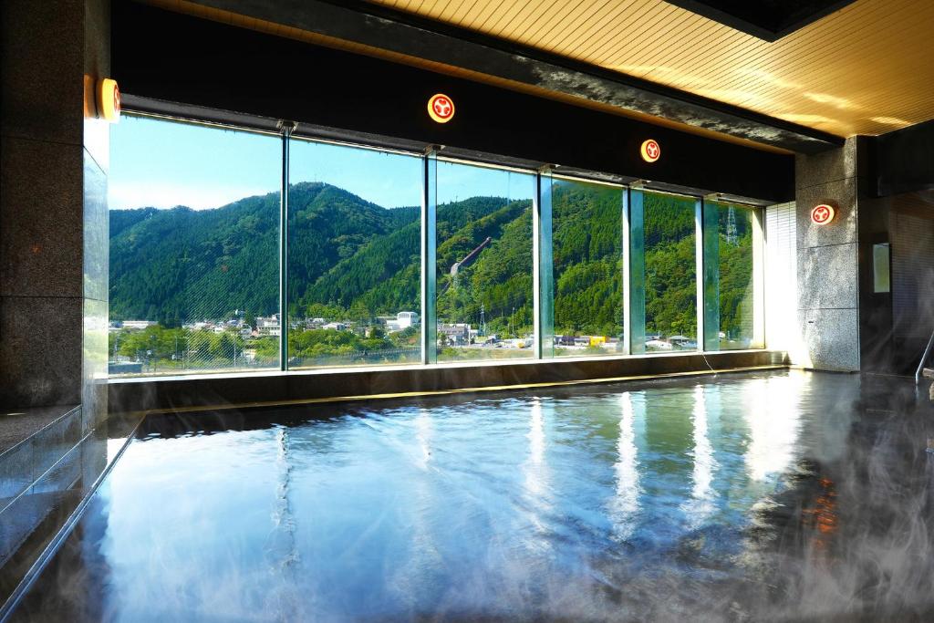 Ooedo-Onsen-Monogatari-Kounkaku Ooedo Onsen Monogatari Kounkaku