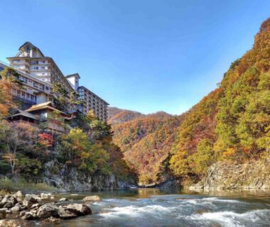 River and autumn foliage beside Ookawaso ryokan in a Fukushima Tōhoku mountain gorge