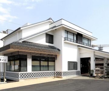 Rakusuien