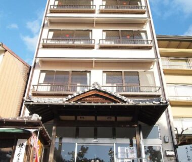 Sakuraya