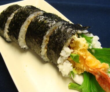 Seaweed-wrapped tempura shrimp roll with greens at Schole Hakuba in Nagano, Chūbu Japan
