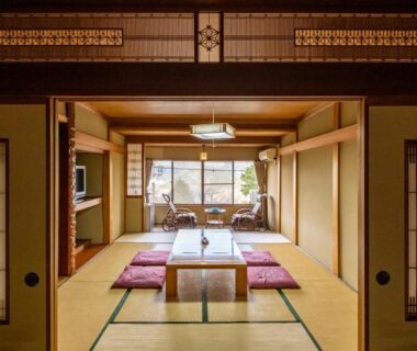 Tatami mat room with low table and zabuton, garden view at Shirayunoyado Yamadaya Hakone Gora Kanagawa