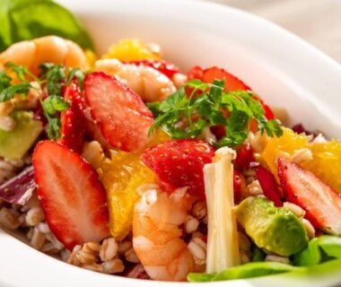 Shrimp, strawberry, avocado and mixed grain salad at Spa Resort Hawaiians, Fukushima