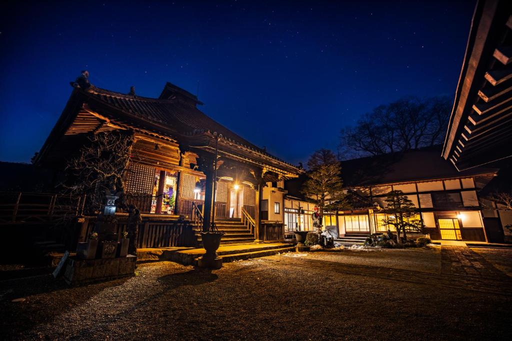 Temple-Hotel-正暦寺 Temple Hotel 正暦寺