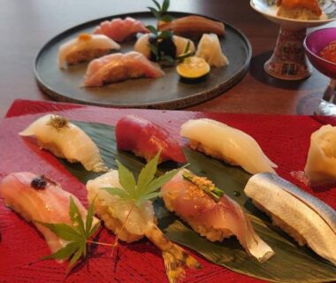 Assorted nigiri sushi on lacquer tray at Toriizaki Club Sushi Auberge, Chiba, Kantō
