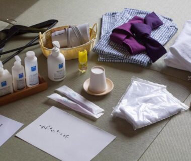 Yukata, slippers and toiletries neatly arranged on tatami at Wakatake ryokan, Wakayama