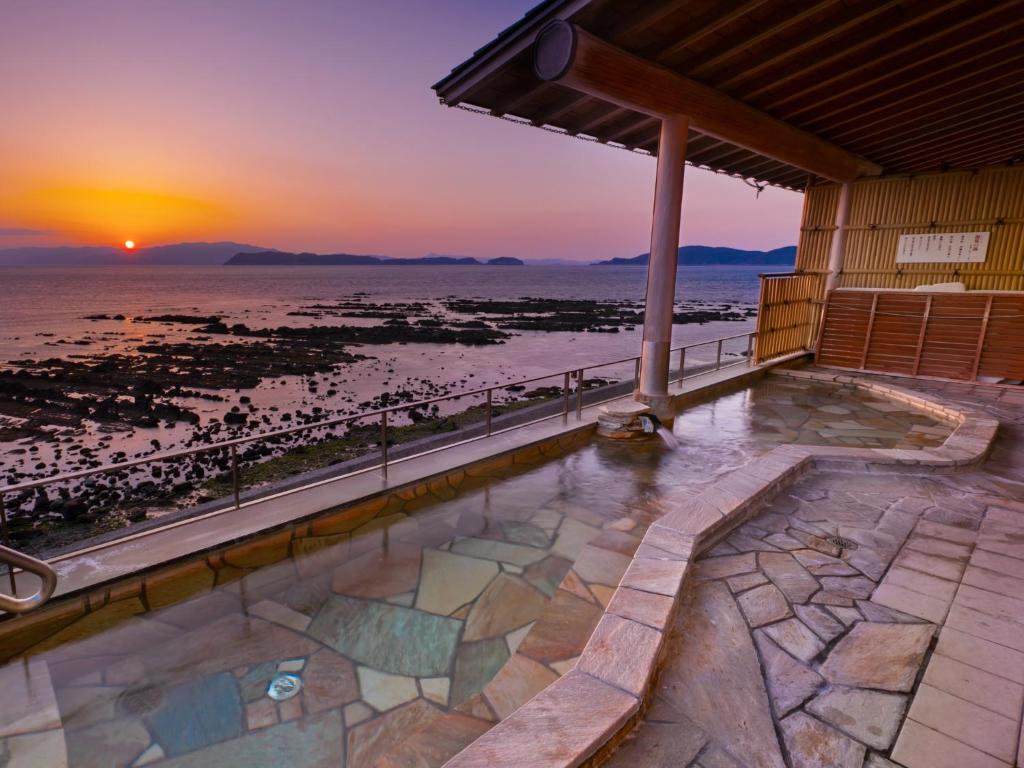 Wakayama-Kada-Onsen-Kada-Kaigetsu-ex.-Azumaya-Seaside-Hotel Wakayama Kada Onsen Kada Kaigetsu (ex. Azumaya Seaside Hotel)