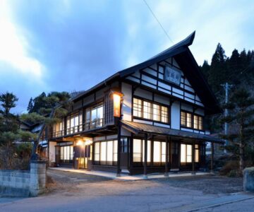 Yadoya Shiroganeya Limited to one group per day (2 to 8 people) Fully booked traditional building inn Traditional culture experience