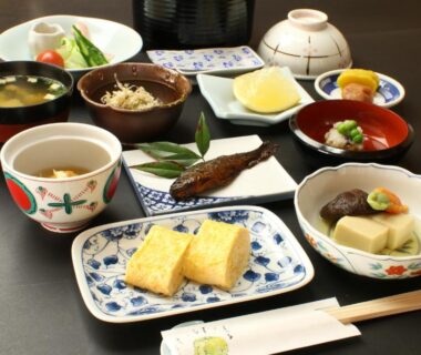 Assorted small Japanese dishes served at Yoshinoonsen Motoyu in Nara, Kansai