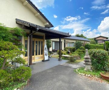 Yufuin Onsen Hasuwa Inn