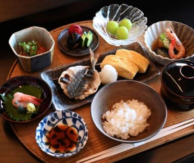 Rice bowl, grilled fish, pickles and soup on wooden tray at 一 能登島 hitotsu notojima Ishikawa